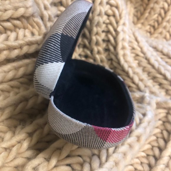 Pre-Owned-BURBERRY Hard Case for Glasses. Classic Burberry Pattern. - Picture 5 of 7